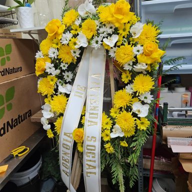 corona de flores 250 euros Corona de flores 250 euros