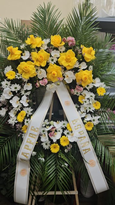 corona de flores 250 euros Corona de flores 250